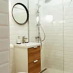 Bright 3br Flat - Location - View Balcony