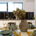 Bright 3br Flat - Location - View Balcony