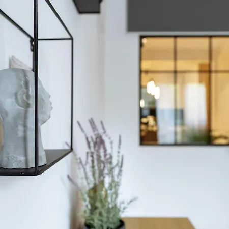 Bright 3br Flat - Location - View Balcony 公寓