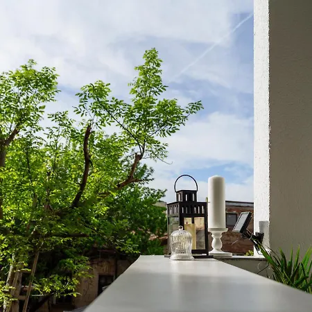 Bright 3br Flat - Location - View Balcony 公寓 *