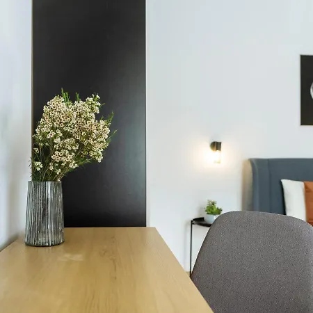 公寓 Bright 3br Flat - Location - View Balcony 布加勒斯特